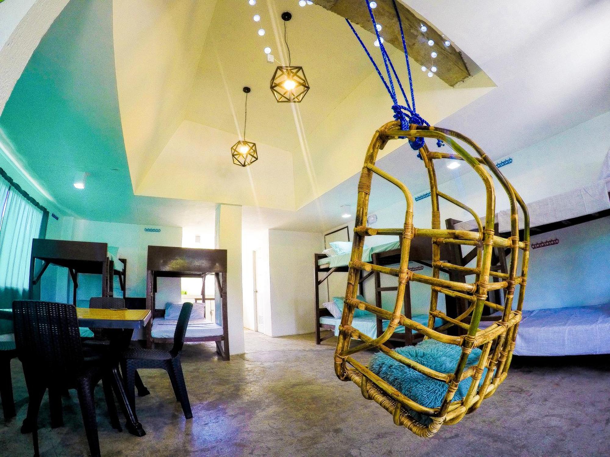 Full Moon Hostel Coron Zewnętrze zdjęcie